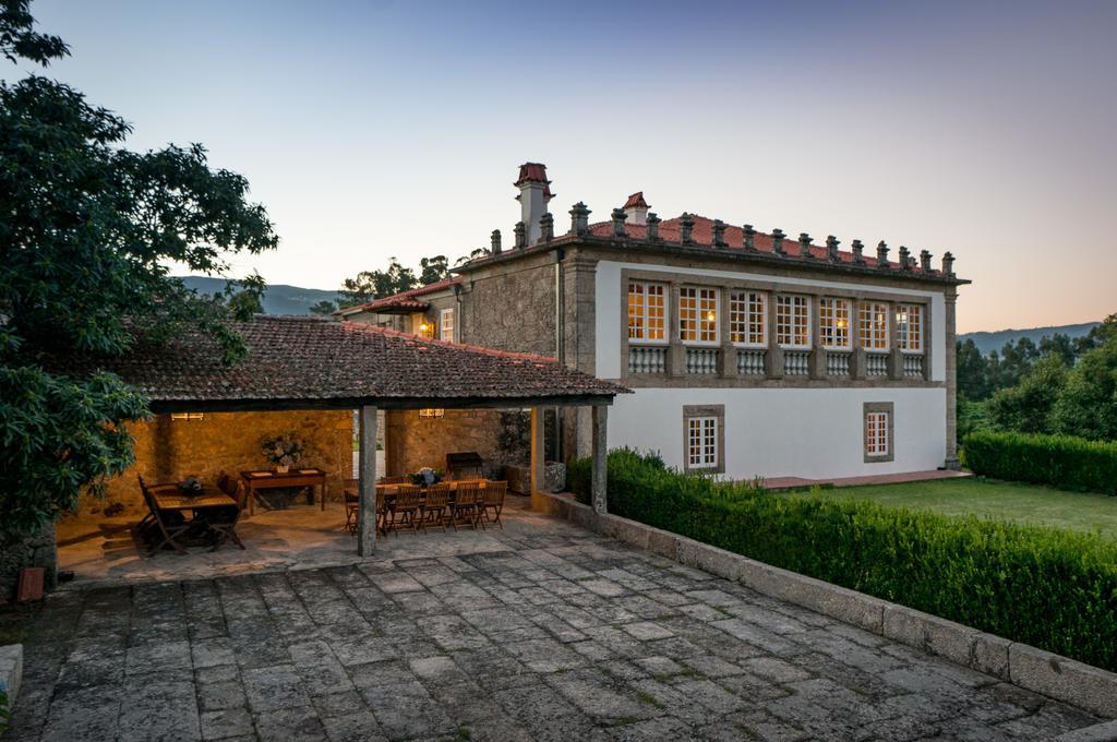 Quinta De Luou *